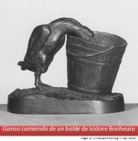 Ganso comiendo de un balde de Isidore Bonheure
