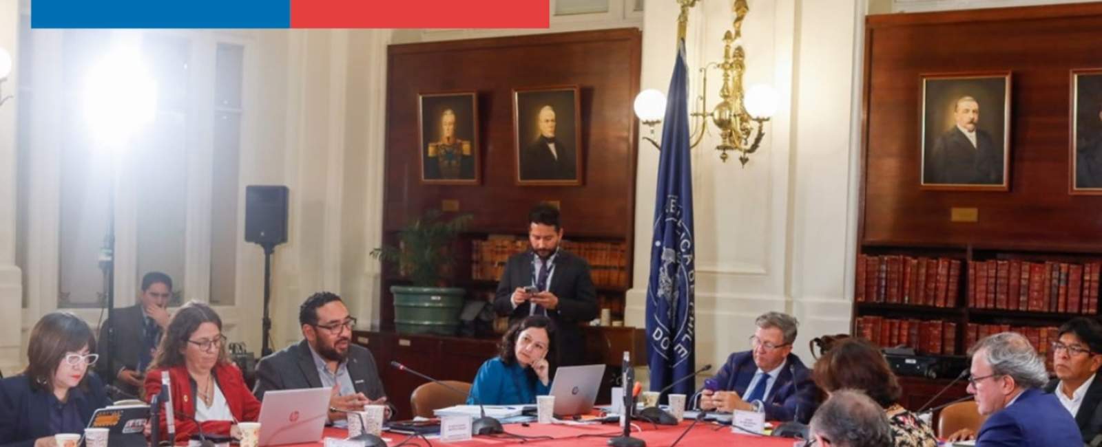 Ministro Cataldo expone en el Senado proyecto de ley de mejoras al Sistema de Educación Pública: “Asegurar un adecuado traspaso del servicio educativo es una de las prioridades” Ministro Cataldo expone en el Senado proyecto de ley de mejoras al Sistema de Educación Pública: “Asegurar un adecuado traspaso del servicio educativo es una de las prioridades”